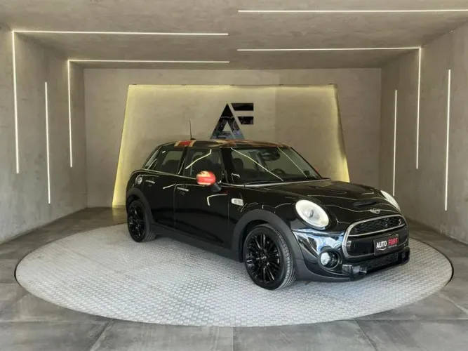 Mini Cooper S 2.0 Turbo 16V 5P Aut. 2015