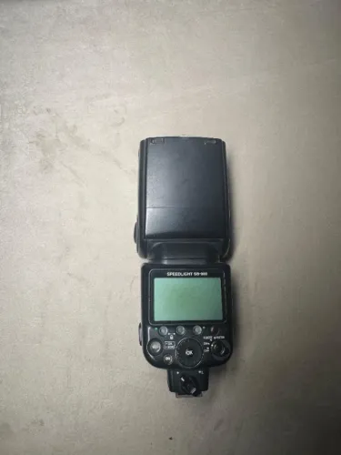 Flash Nikon SB 900