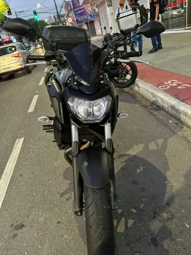 Yamaha MT 07. Modelo 2025. Direto com proprietário.