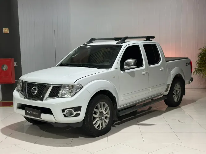 Nissan Frontier SL CD 4X4 2.5tb Diesel AUT 2015