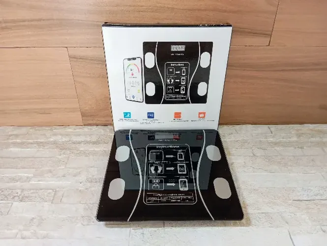 Balança Digital Corporal de Banheiro Quadrada 180kg Vidro Temperado