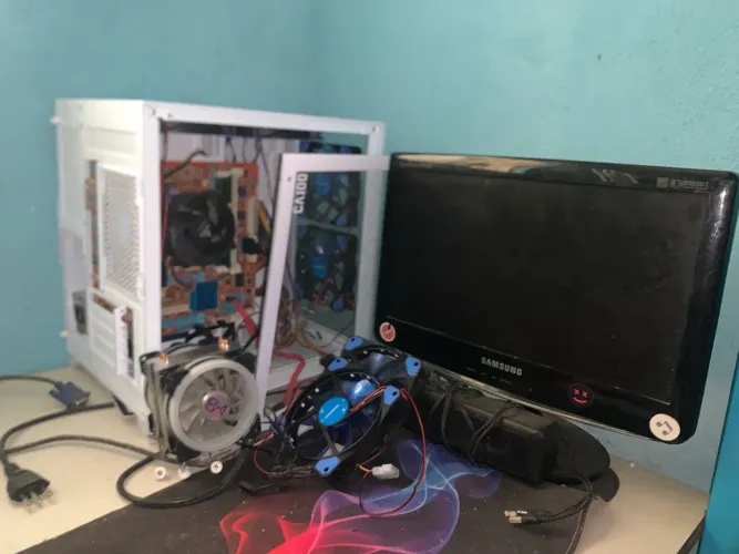 Gabinete CV100 + 7 fans + monitor e aircooler RGB