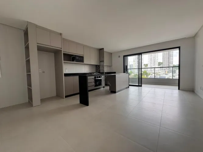 Apartamento com 2 Suítes, Varanda com Churrasqueira e 1 Vaga