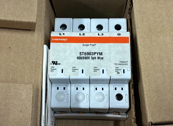 PROTETOR DE SURTO MODULAR 400/690V St6903pym mersen
