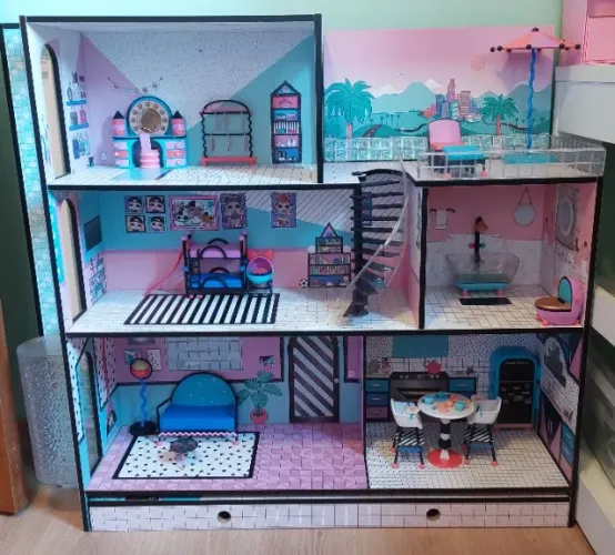 Casa da LOL - Kit Playset LOL Surprise! OMG House of Surprises (Candide)