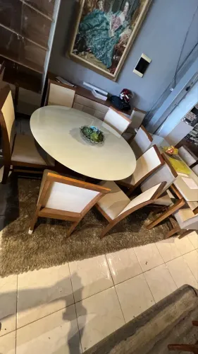 Mesa nova de madeira