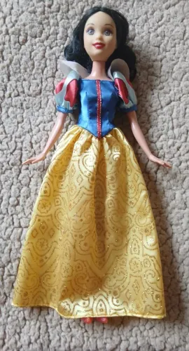 Bonecas customizadas