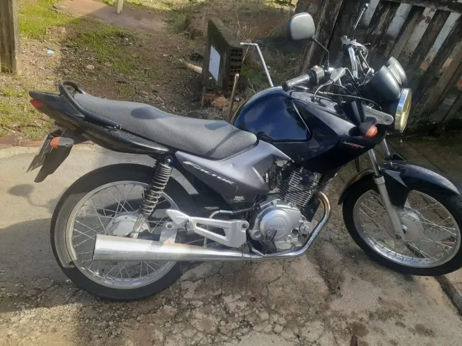 Vendo moto boa