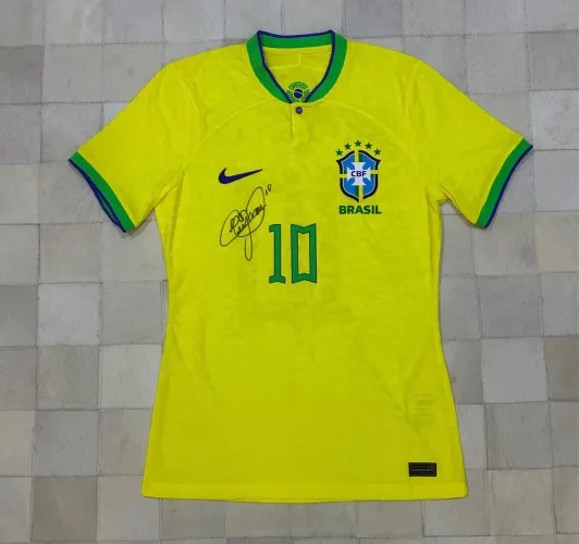 Camisa Brasil Neymar Jr modelo jogador autografada pelo Neymar Jr