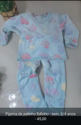 Pijama de plush pelúcia