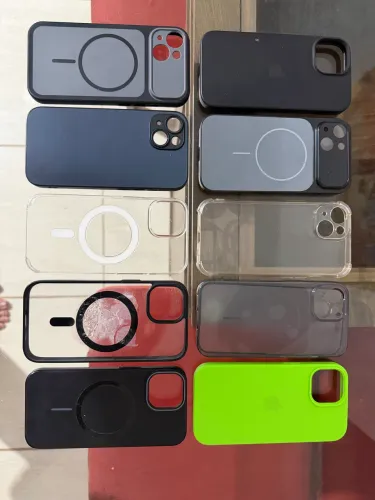 Capinhas de iPhone 15 normal para doação