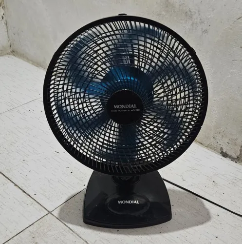 Ventilador Mondial 30 cm funcionando perfeitamente