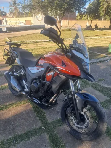 Vende se cb500x