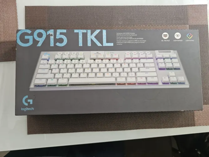 Teclado Gamer Mecânico Sem Fio Logitech G915 TKL White (GL Tactile)