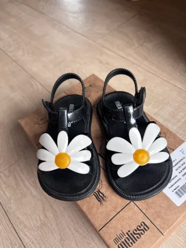 Mini Melissa