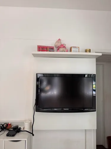 Painel de tv + prateleira