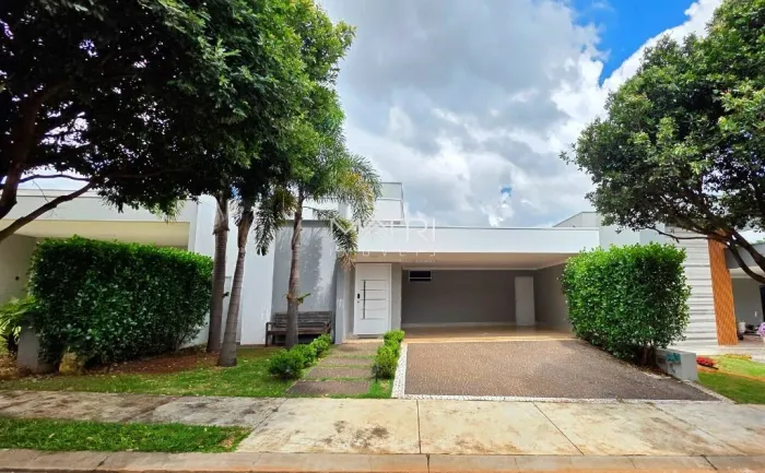 Casa com 3 Quartos sendo 3 Suítes à venda Condomínio Quinta das Tipuanas em Araraquara