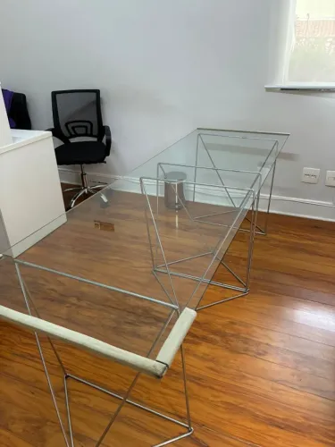 Mesa de Escritório com Tampo de Vidro - Retirada em Santana | São Paulo - SP