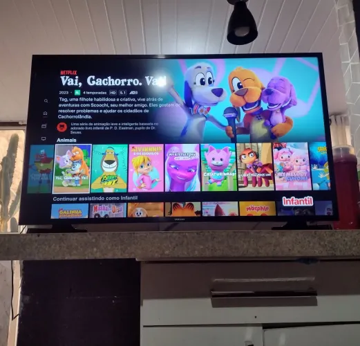 Tv Smart Samsung (43) em perfeito estado.