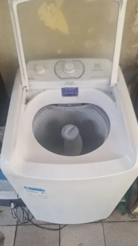 Maquina de lavar Electrolux 8.5 kg R$400