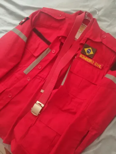 Fardamento bombeiro civil feminino 