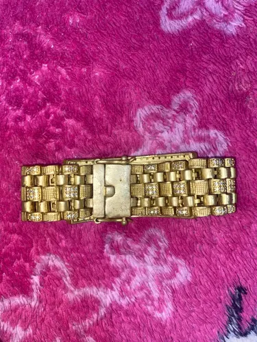 Bracelete de moeda antiga