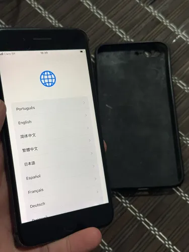 iPhone 8 Plus