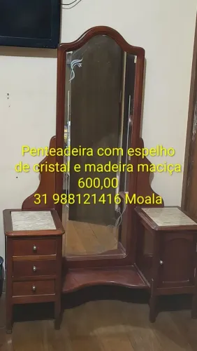 Penteadeira ,espelho cristal e mármore nas  mesas