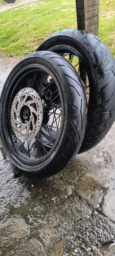 ? Par de Rodas Lander 250 Estilo Supermoto