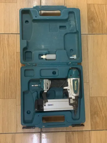 Pinador Pneumático AF506  Makita
