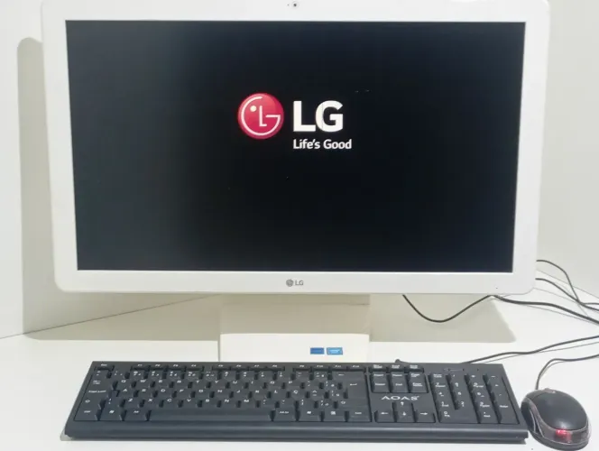  Computador LG All In One 22V240, Tela 22 Polegadas Ótimo Empresas Ifood, Estudos,Internet