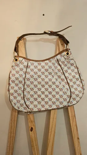 Bolsa Carmim