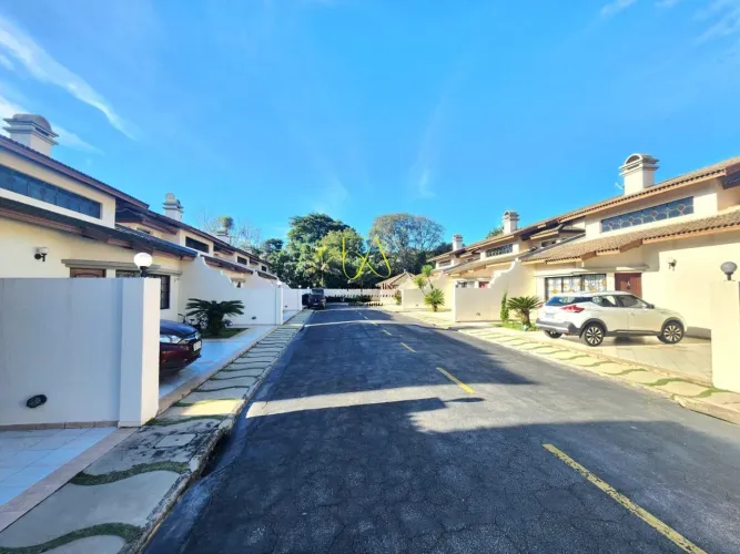 Casa em Condomínio para Locação em Atibaia, Jardim Itaperi, 3 dormitórios, 3 suítes, 5 ban