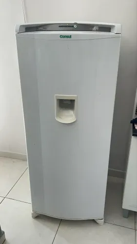 Geladeira cônsul Frost free, faço entrega.