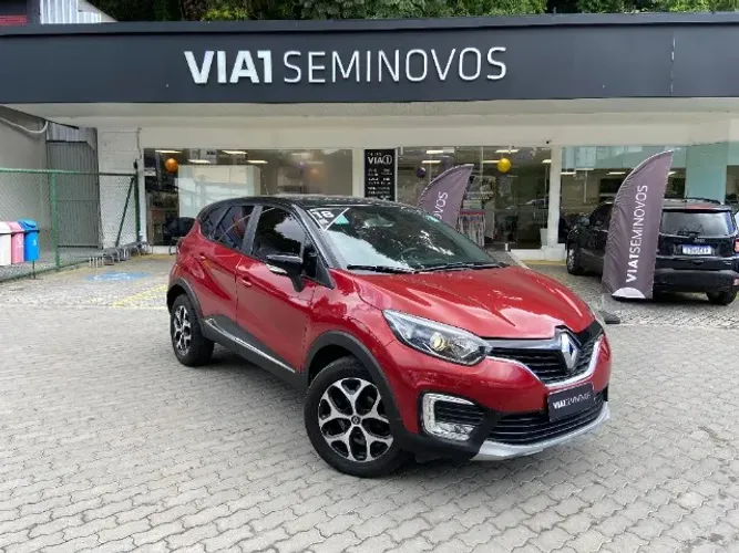 Captur Intense 1.6 Automática 17/18 - Só 68 Mil Rodados - Revisada - Pneus Novos - 