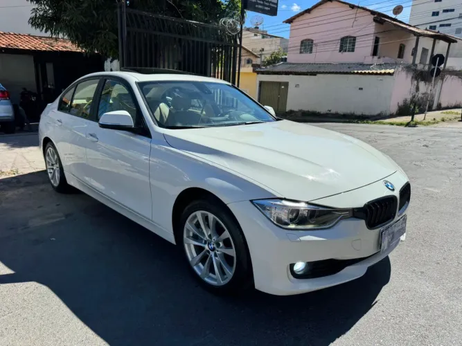 BMW 328I A Luxury/modern 2.0 TB 16V 4P 2013
