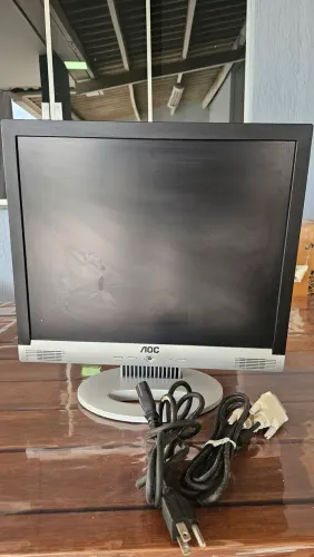 Monitor AOC 17 polegadas LCD