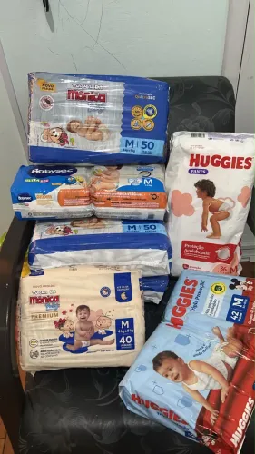 Vendo fraldas tamanhos variados
