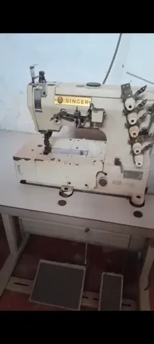 Máquina de costura