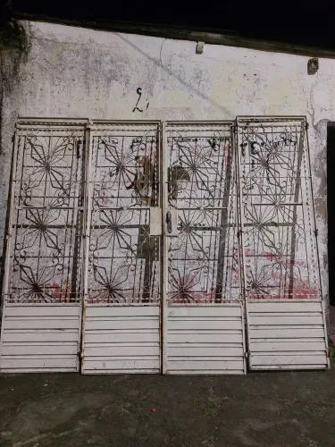 Portão de ferro