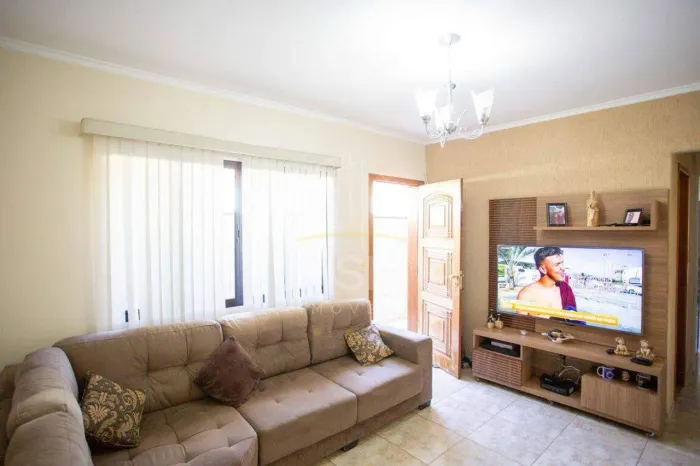 Casa para aluguel, 3 quartos, 1 suíte, 4 vagas, Taboão - Diadema/SP