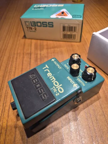 Pedal Boss TR-2 Tremolo - Excelente estado