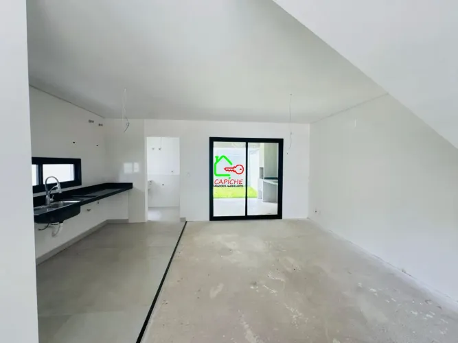 Casa em Condomínio em Vinhedo-SP, Bairro Cachoeira 3 Quartos, 3 Suítes, 2 Salas, 5 Banheir