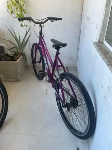 Bicicleta Aro 26 Super Forte-S Lilás - Pneus Pirelli - Aro Aero