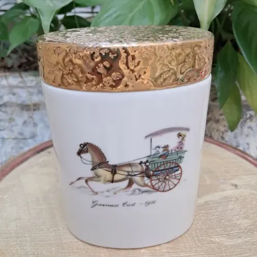 Potiche Vintage em Porcelana com Tampa Dourada - Peça Antiga Decorativa