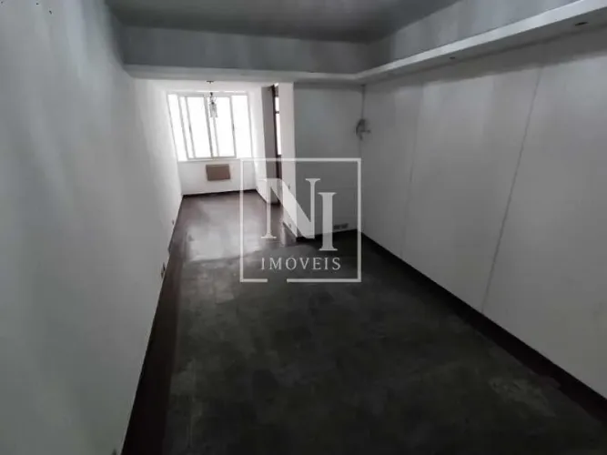 Apartamento : Padrão / Residencial / Copacabana