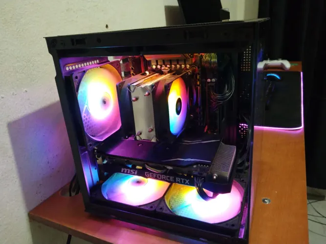 PC Gamer completo.