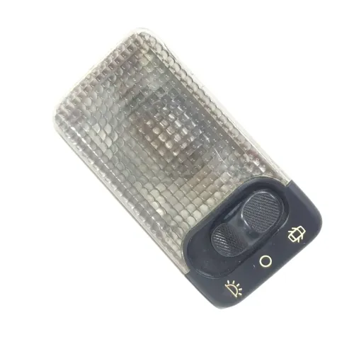 Luz Cortesia Citroën Xsara Break 1997 Detalhe