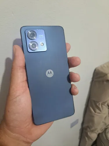 Vende se moto g84 256gb semi novo 