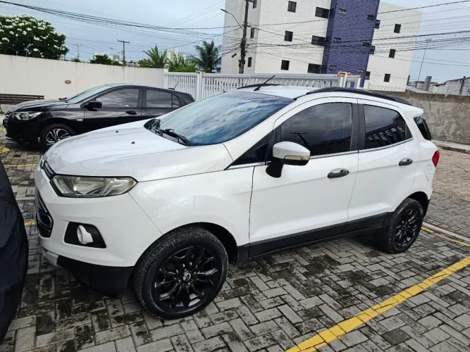 Ford Ecosport Freestyle 1.6 16V Flex 5P 2015
